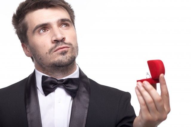 男性の結婚適齢期はいつ 結婚適齢期を知って婚活を成功させよう Light Up ライトアップ